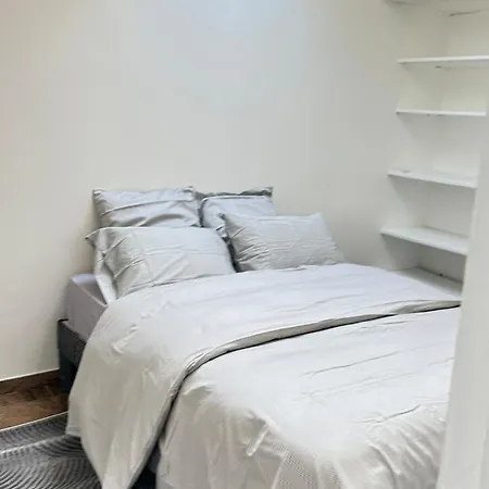 Mezzanine 17 Rue De La Fraternite 2 Avec Parking Drancy