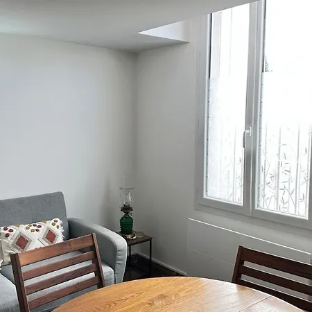 Mezzanine 17 Rue De La Fraternite 2 Avec Parking Apartment *
