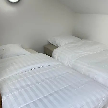Mezzanine 17 Rue De La Fraternite 2 Avec Parking Apartment Drancy